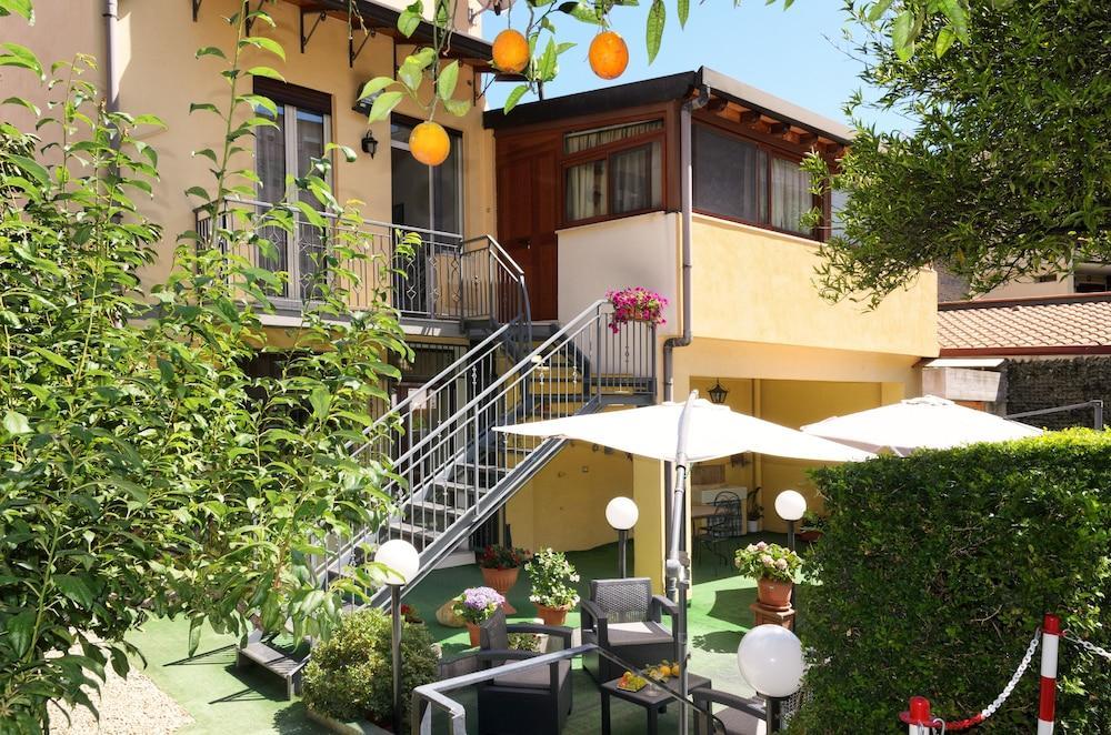 Villa Nonna Germina Locazione Turistica à Roccalumera Extérieur photo